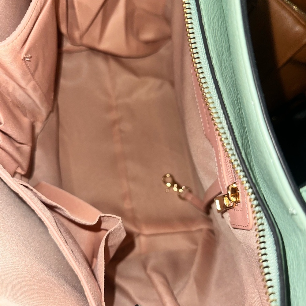 Poppy and Peonies Go-Getter Tote Mint - Picture 4 of 5